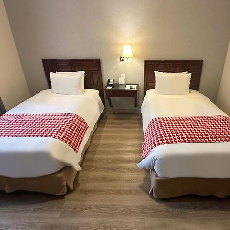 Costa Del Sol Trujillo Centro Hotell Eksteriør bilde